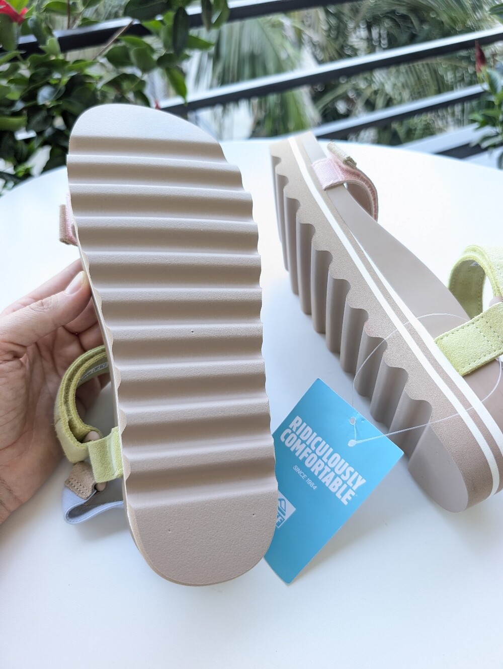 NWT Reef Cushion Rem Hi Sandals Women's 8 Meringue Pastel Platform Comfort - Picture 9 of 10